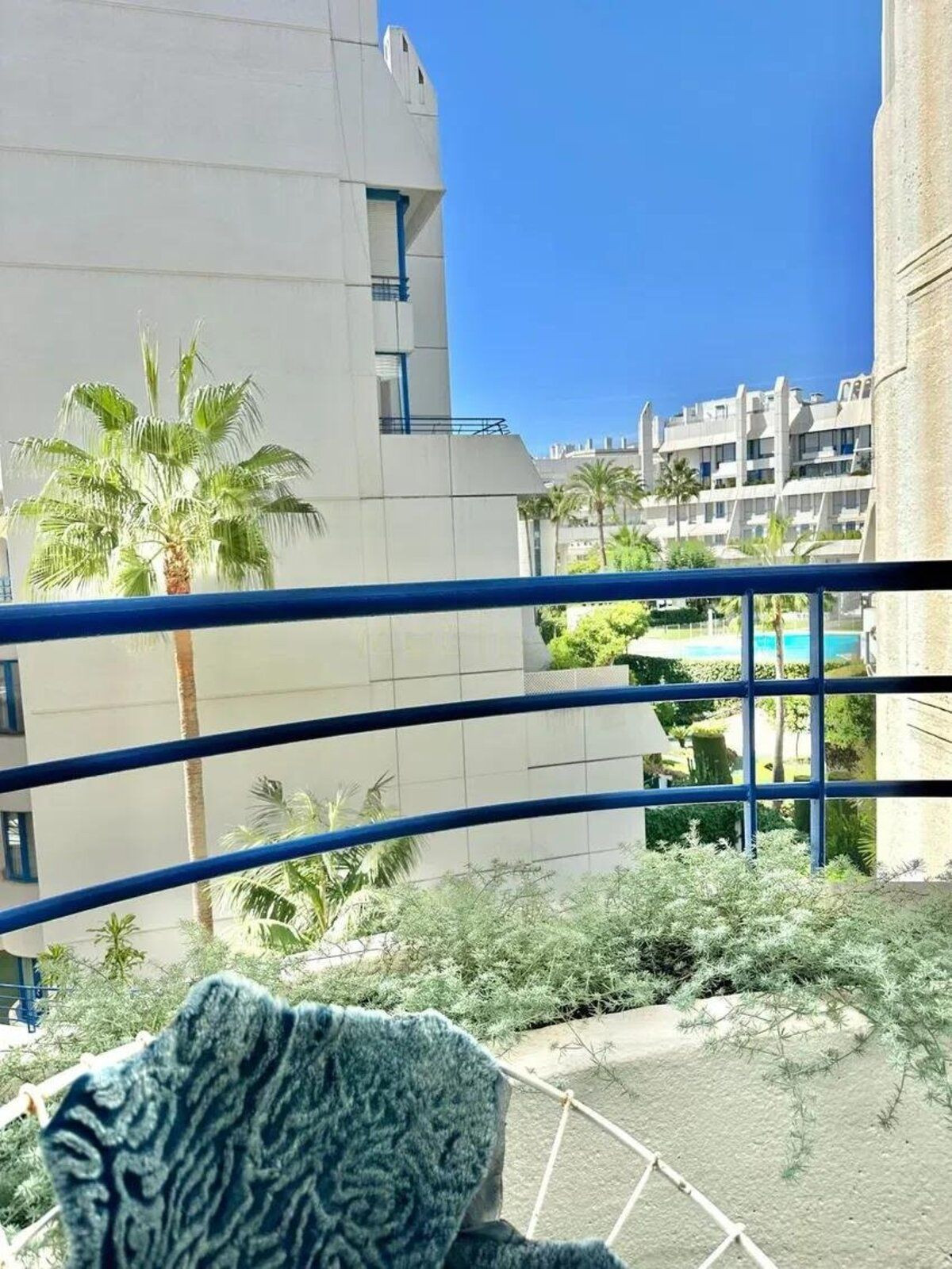 2 Bed Apartment for sale in The Golden Mile Costa Del Sol, Málaga, Spain