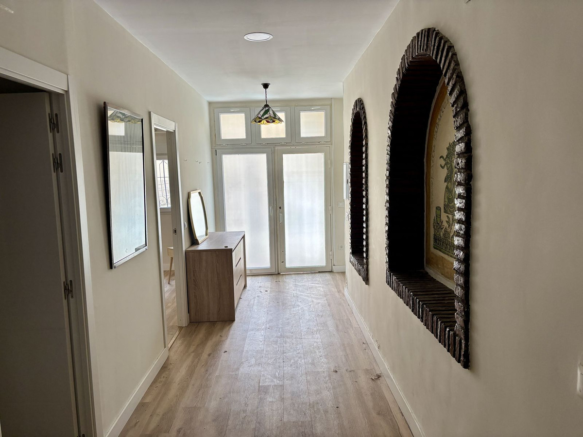 3 Bed Commercial unit for sale in Centro Histórico Málaga Ciudad, Málaga, Spain