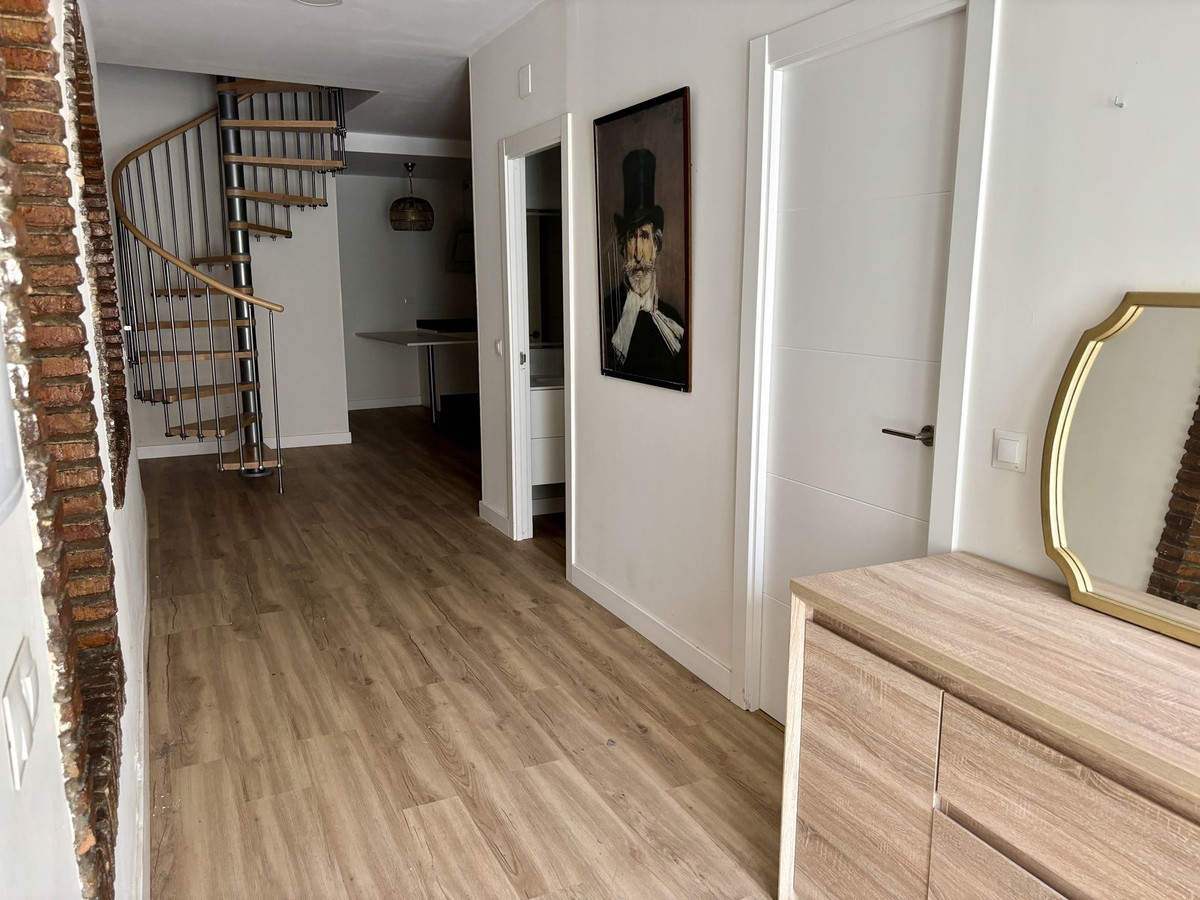 3 Bed Commercial unit for sale in Centro Histórico Málaga Ciudad, Málaga, Spain