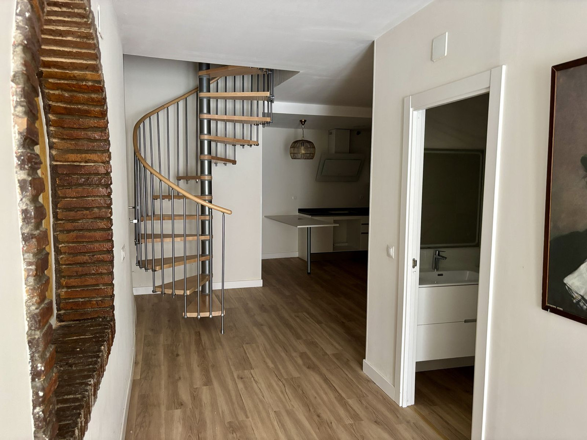 3 Bed Commercial unit for sale in Centro Histórico Málaga Ciudad, Málaga, Spain