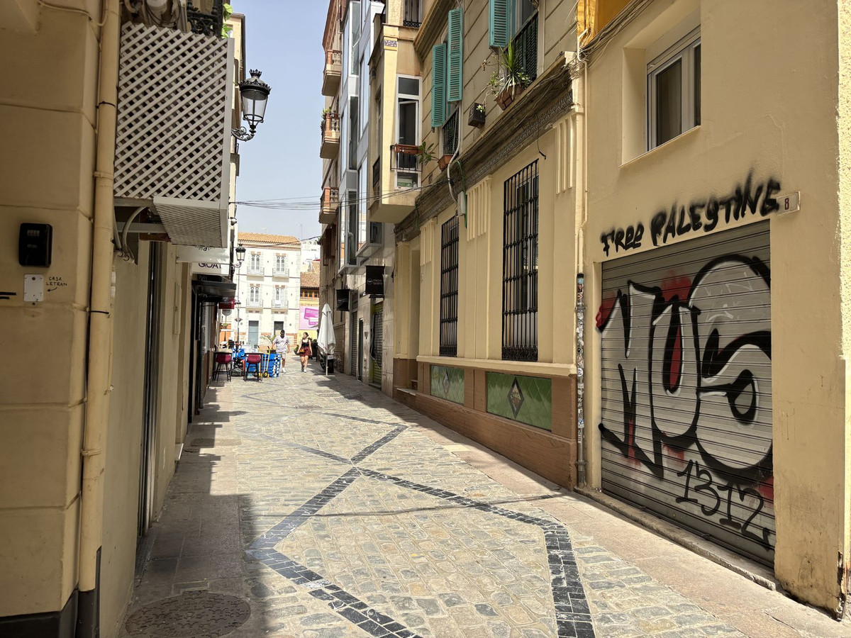 3 Bed Commercial unit for sale in Centro Histórico Málaga Ciudad, Málaga, Spain