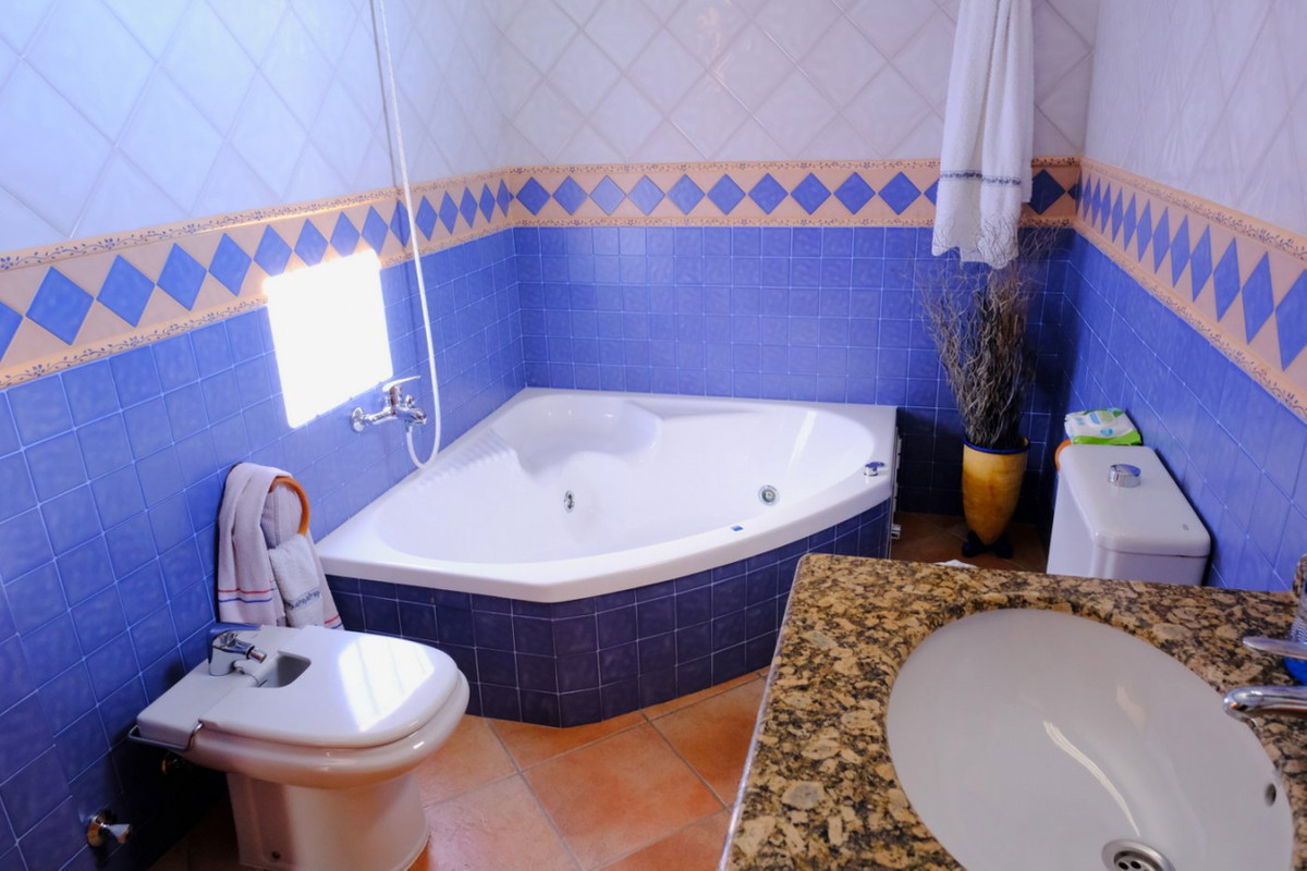 5 Bed Townhouse for sale in Orihuela Costa Blanca, Alicante, Spain