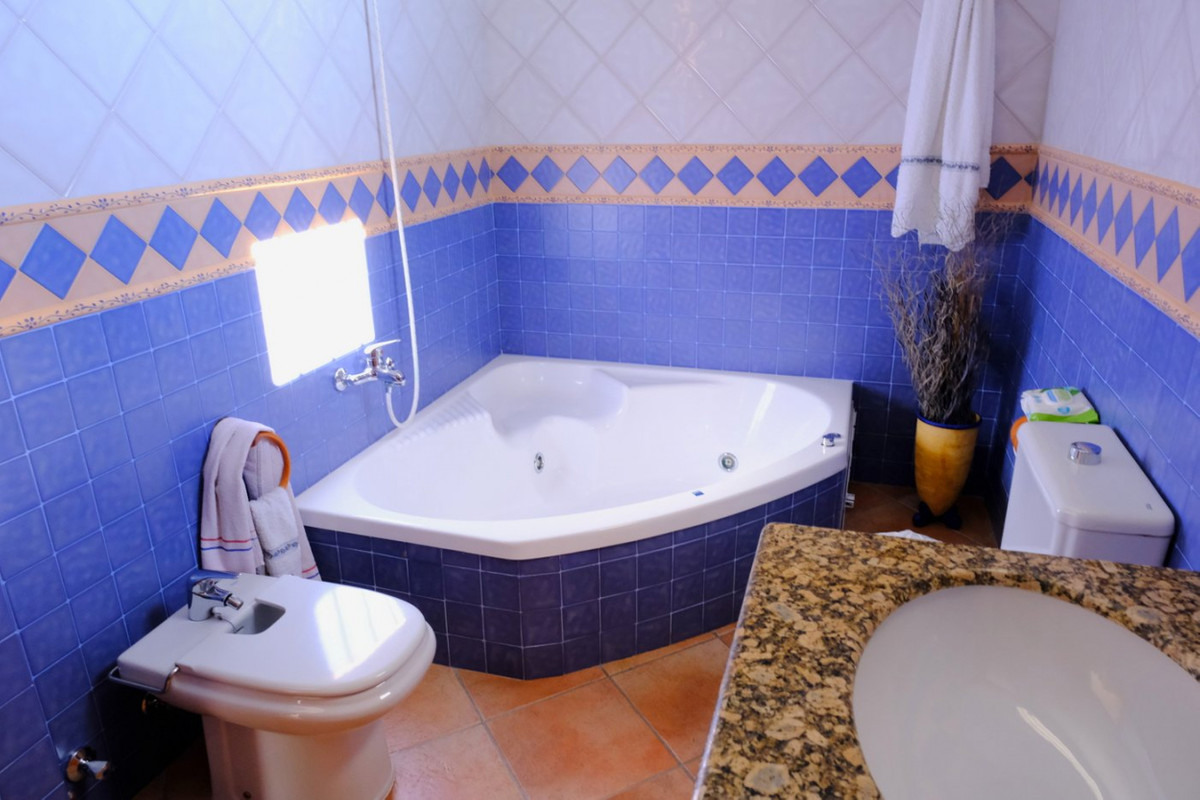 5 Bed Townhouse for sale in Orihuela Costa Blanca, Alicante, Spain