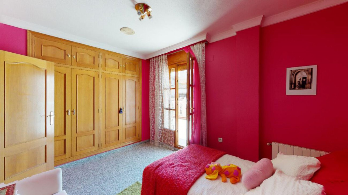 4 Bed Townhouse for sale in Sax Costa Blanca, Alicante, Spain