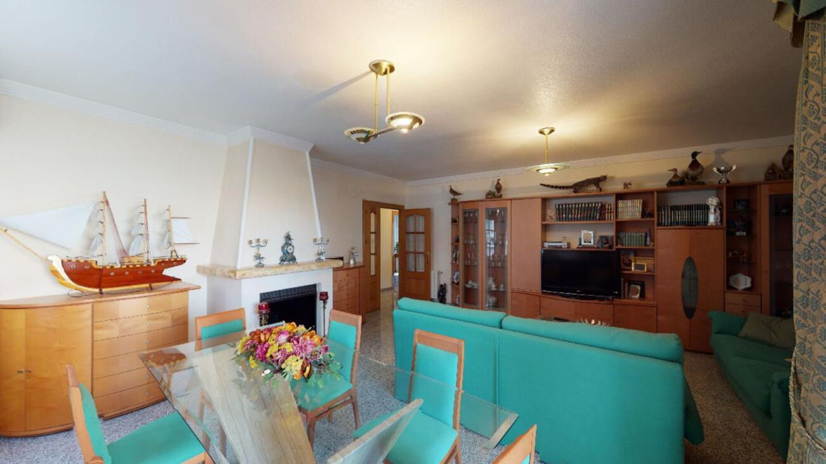 4 Bed Townhouse for sale in Sax Costa Blanca, Alicante, Spain