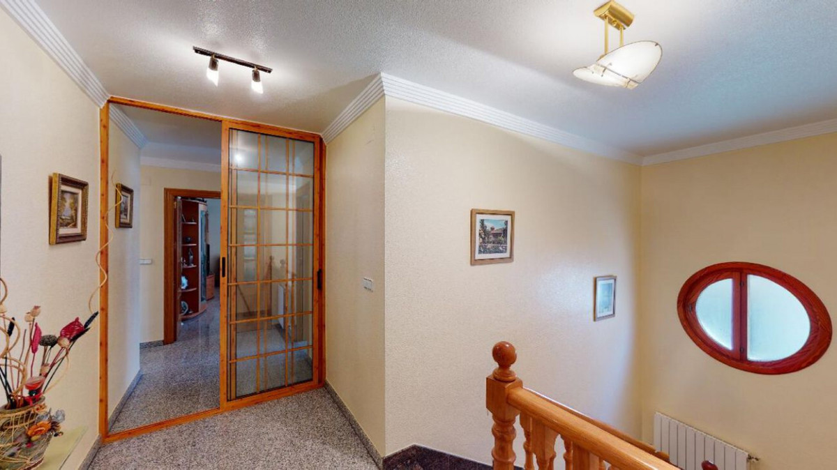 4 Bed Townhouse for sale in Sax Costa Blanca, Alicante, Spain