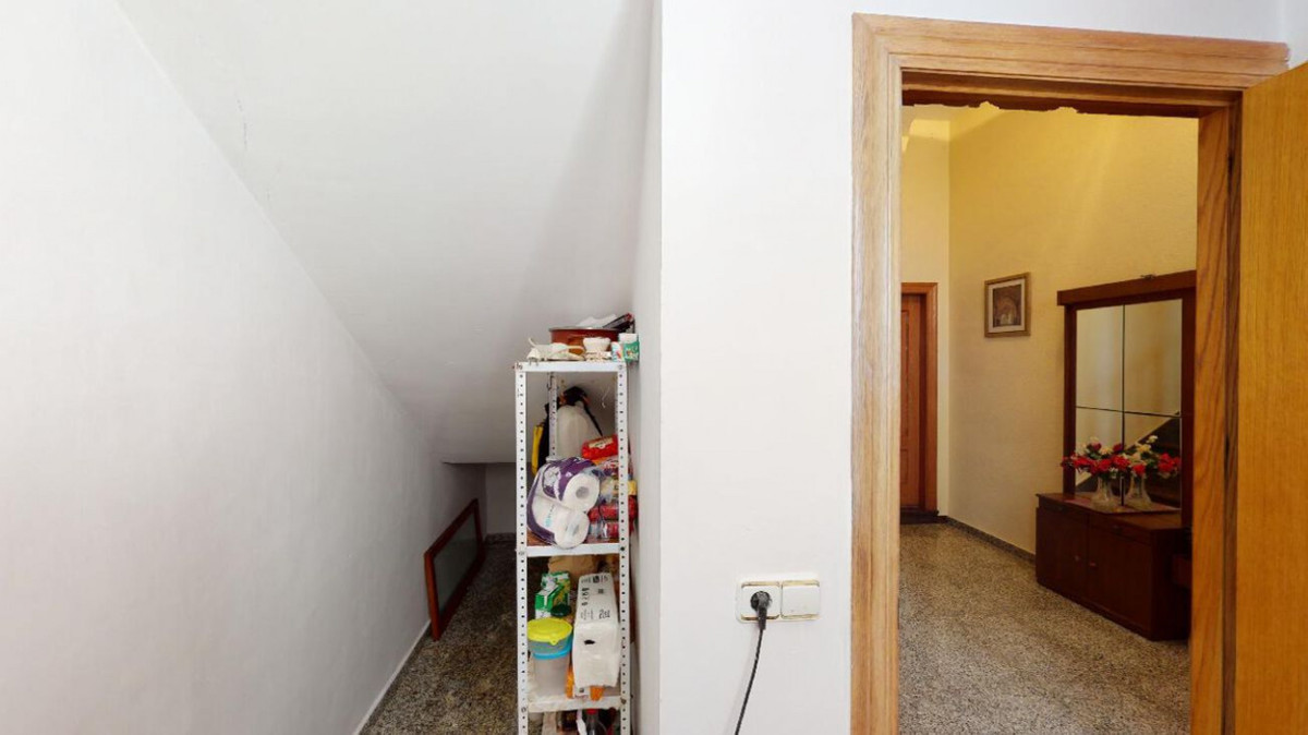 4 Bed Townhouse for sale in Sax Costa Blanca, Alicante, Spain