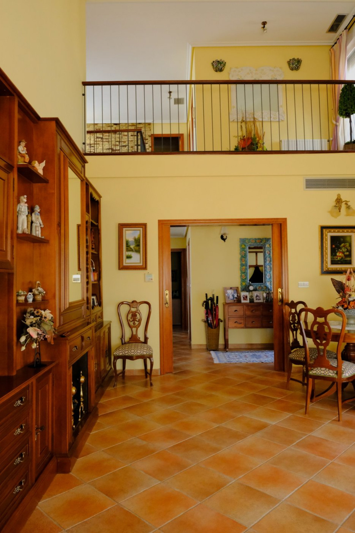 Se vende Villa - Chalet de 5 dormitorios en Costa Blanca, Alicante, España
