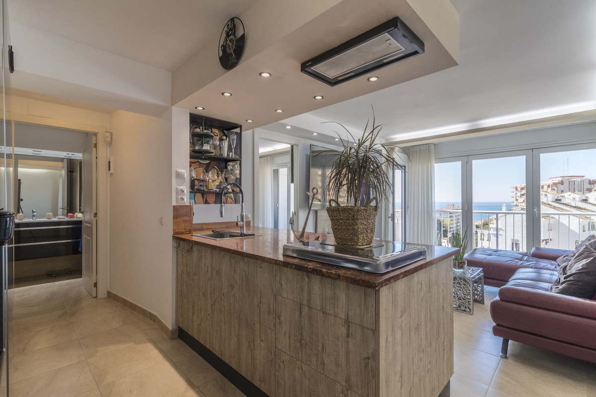 2 Bed Apartment for sale in Benalmadena Costa Costa Del Sol, Málaga, Spain