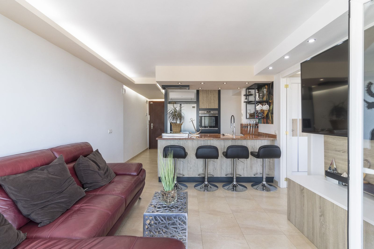 2 Bed Apartment for sale in Benalmadena Costa Costa Del Sol, Málaga, Spain