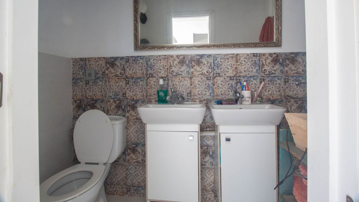 4 Bed Townhouse for sale in Estepona Costa Del Sol, Málaga, Spain