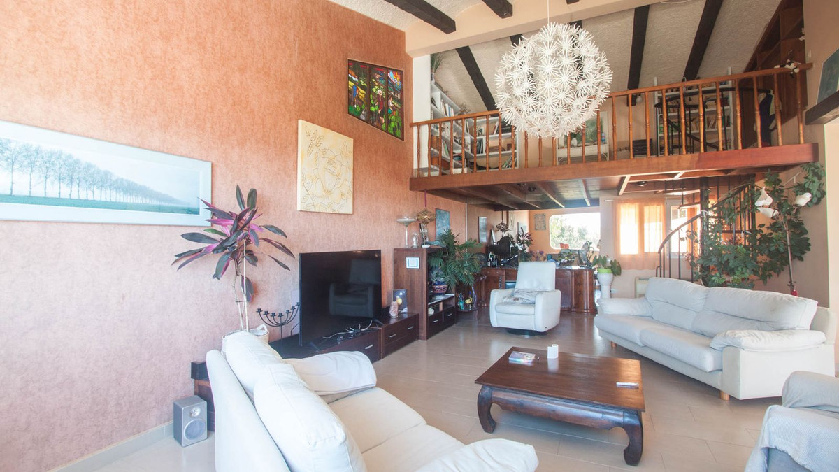 4 Bed Townhouse for sale in Estepona Costa Del Sol, Málaga, Spain