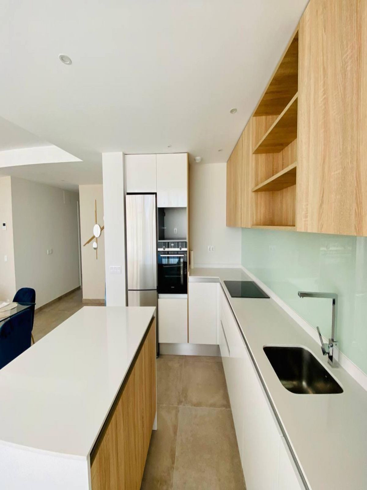 2 Bed Apartment for sale in New Golden Mile Costa Del Sol, Málaga, Spain