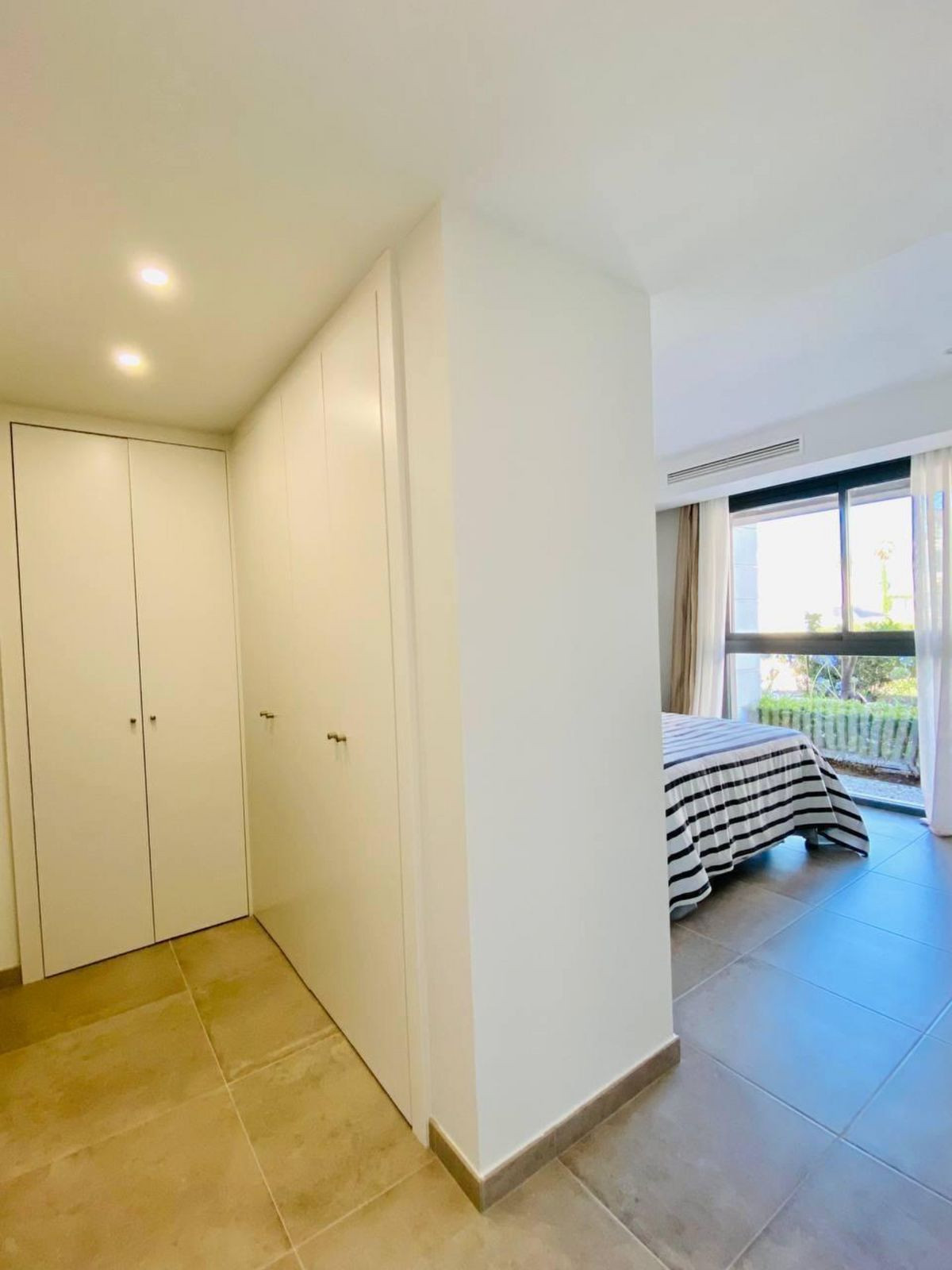 2 Bed Apartment for sale in New Golden Mile Costa Del Sol, Málaga, Spain