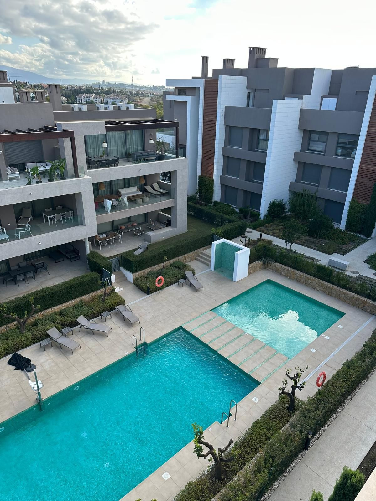 2 Bed Apartment for sale in New Golden Mile Costa Del Sol, Málaga, Spain