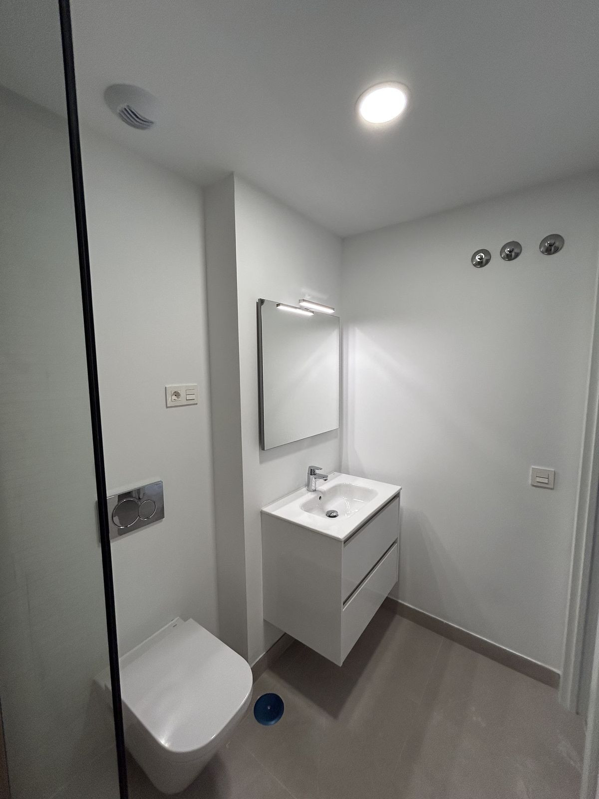 1 Bed Apartment for sale in Estepona Costa Del Sol, Málaga, Spain
