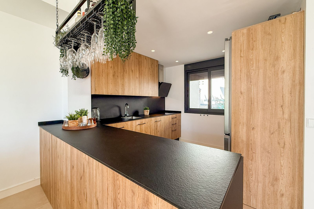 3 Bed Townhouse for sale in El Paraiso Costa Del Sol, Málaga, Spain