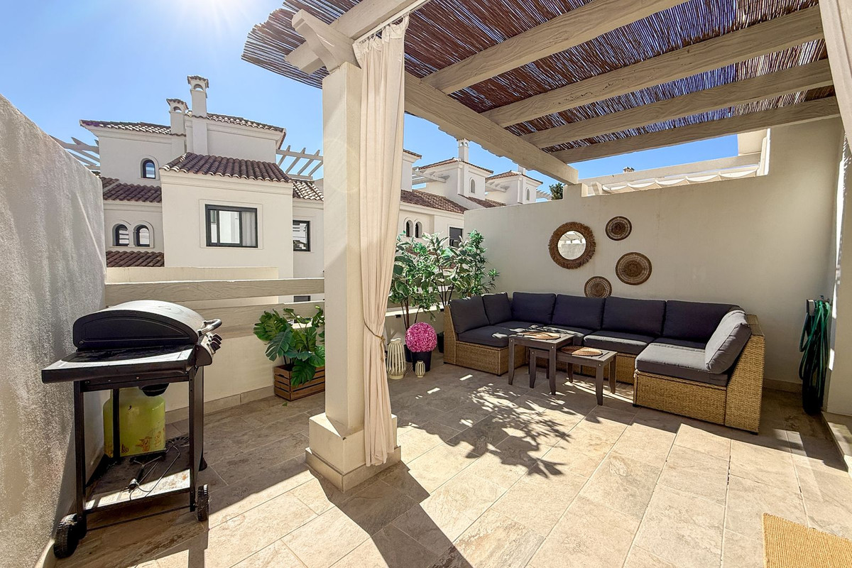 3 Bed Townhouse for sale in El Paraiso Costa Del Sol, Málaga, Spain