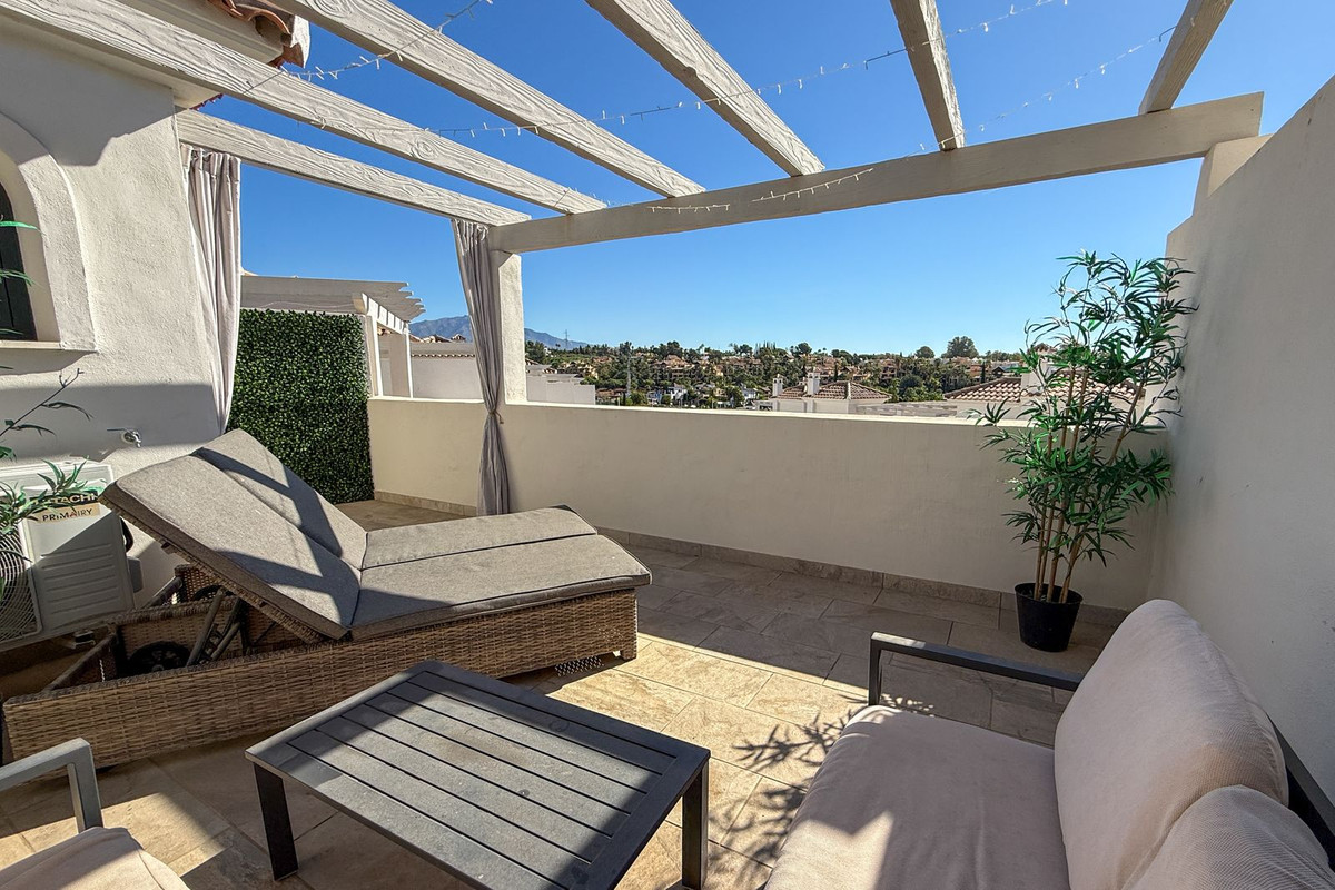 3 Bed Townhouse for sale in El Paraiso Costa Del Sol, Málaga, Spain