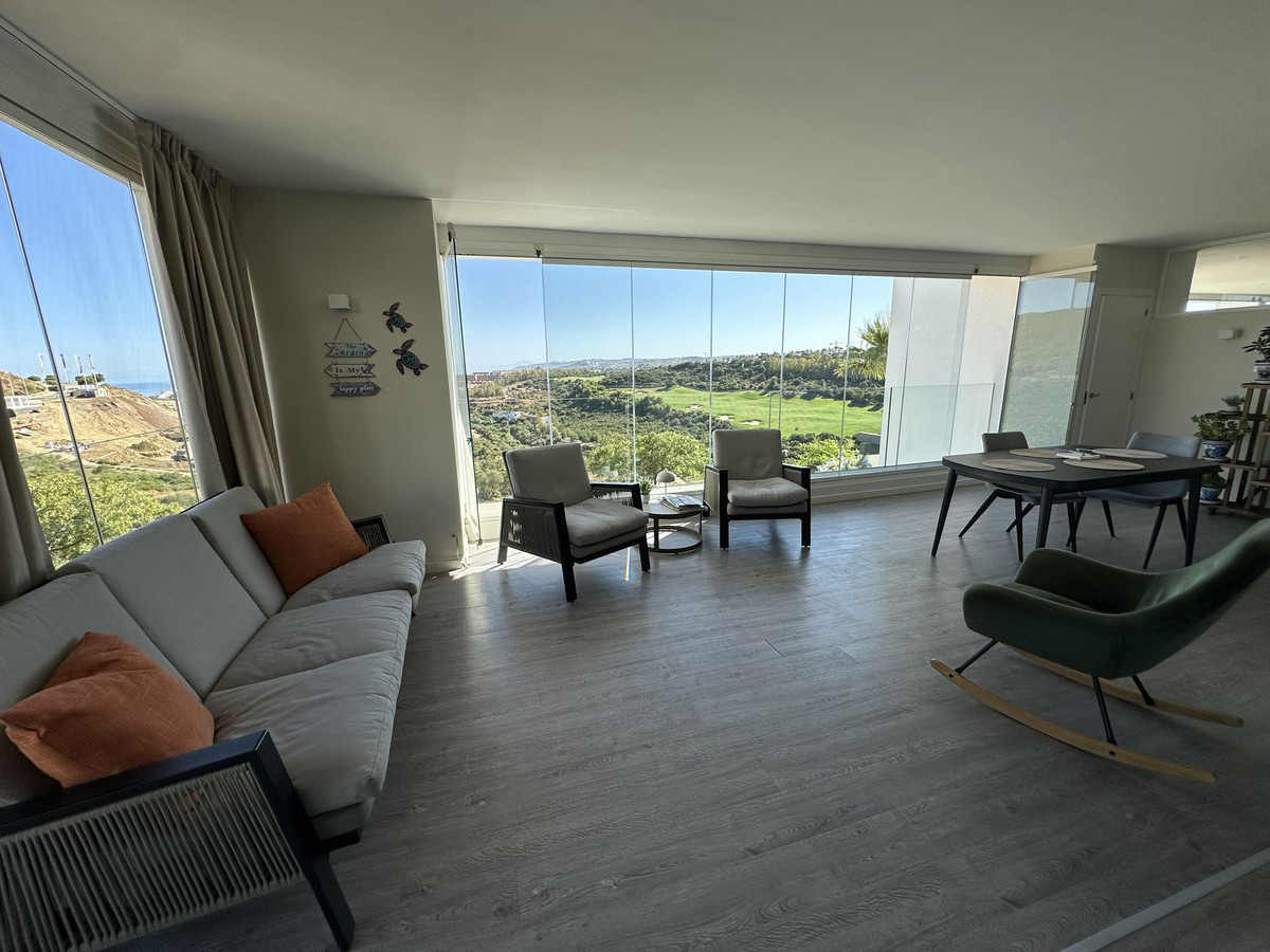 Se vende Apartamento Planta Media de 2 dormitorios en Costa Del Sol, Málaga, España