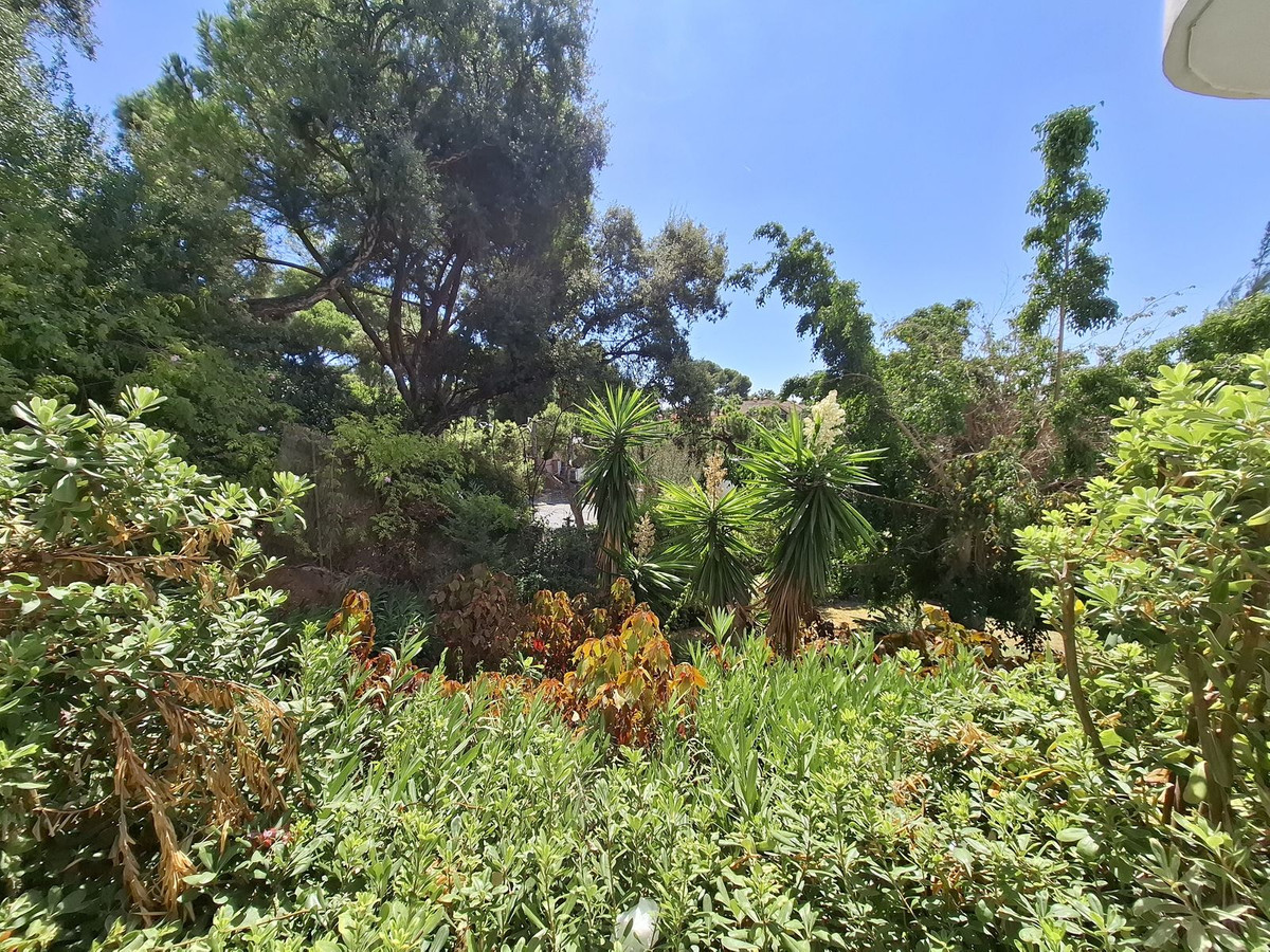 3 Bed Apartment for sale in Río Real Costa Del Sol, Málaga, Spain