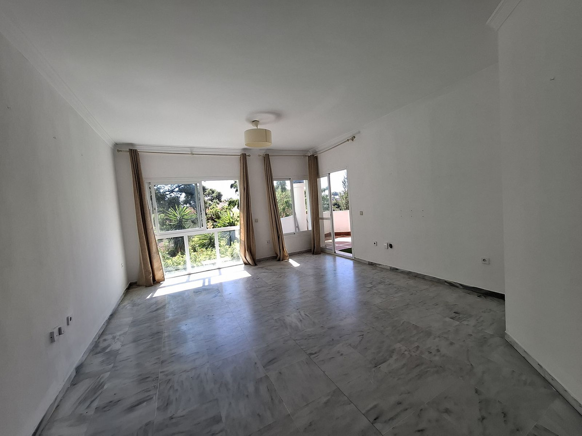 3 Bed Apartment for sale in Río Real Costa Del Sol, Málaga, Spain