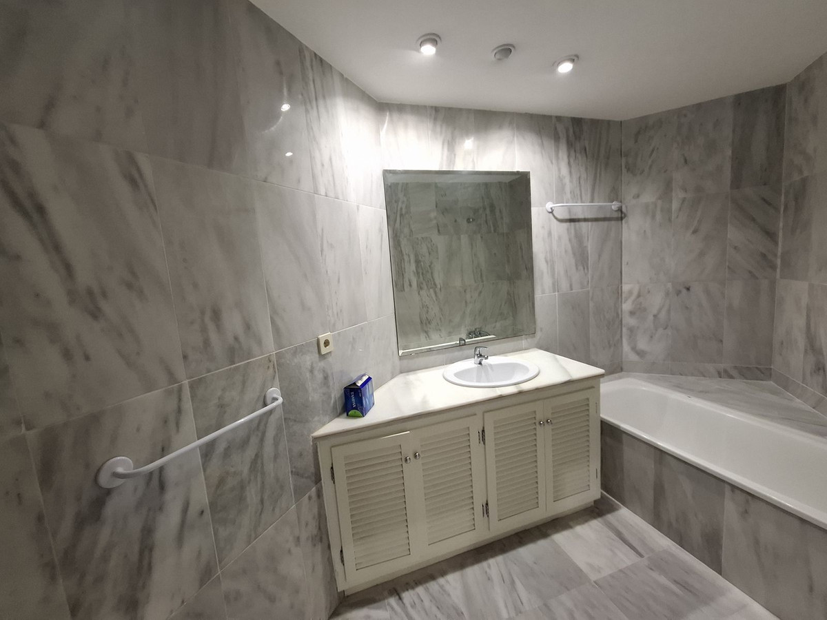 3 Bed Apartment for sale in Río Real Costa Del Sol, Málaga, Spain
