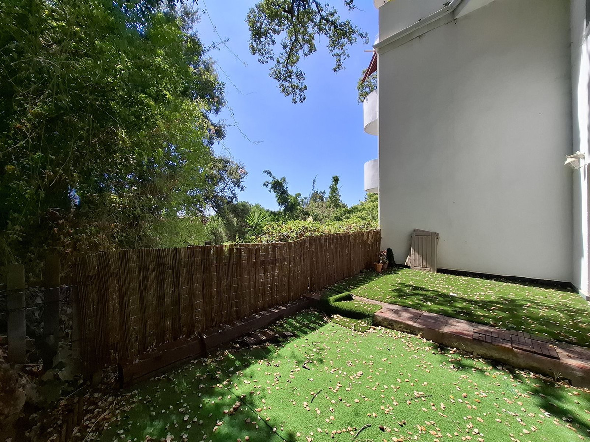 3 Bed Apartment for sale in Río Real Costa Del Sol, Málaga, Spain