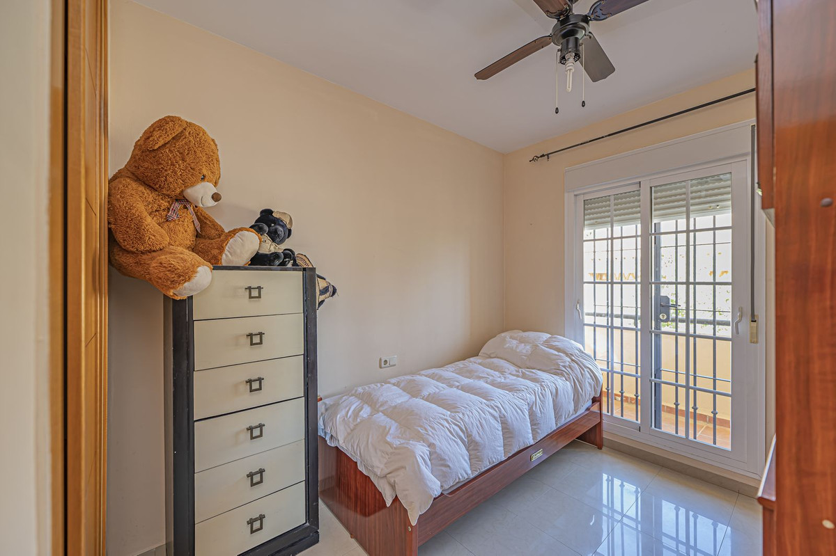 3 Bed Townhouse for sale in Alhaurín De La Torre Costa Del Sol, Málaga, Spain
