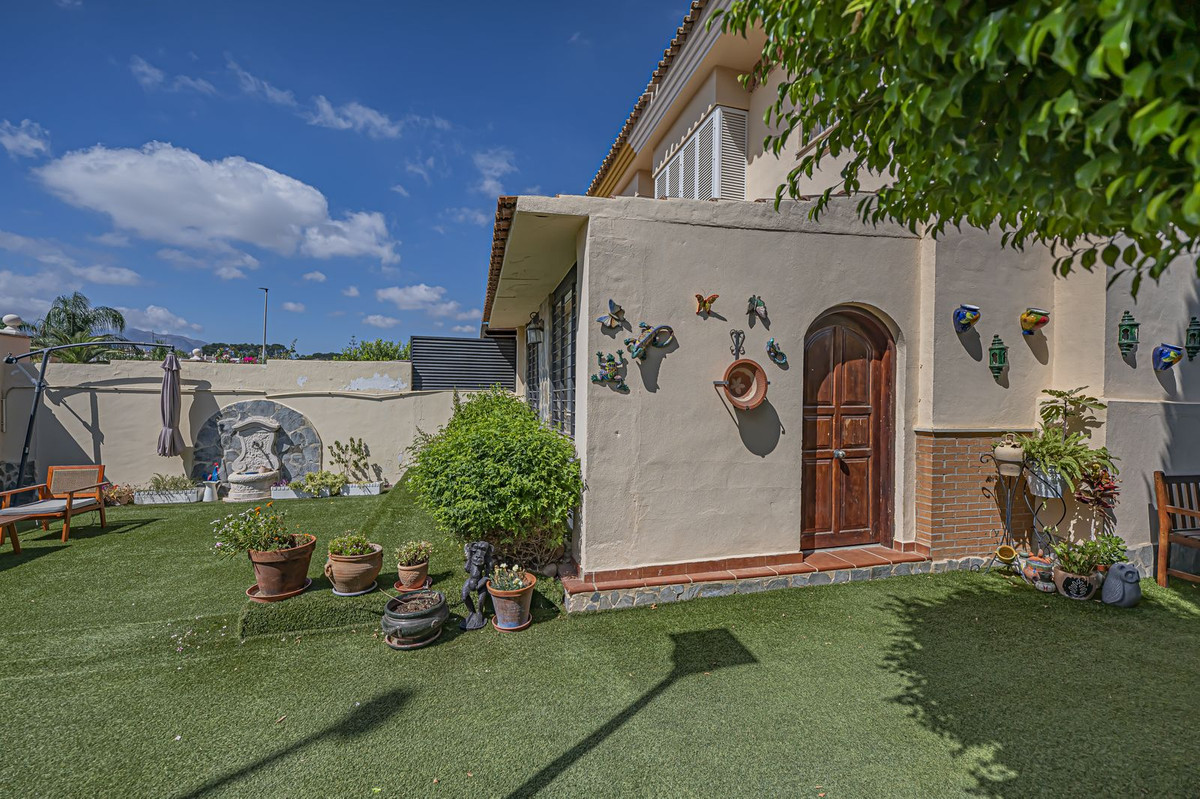 3 Bed Townhouse for sale in Alhaurín De La Torre Costa Del Sol, Málaga, Spain
