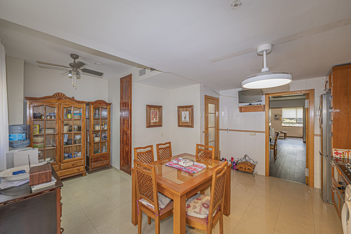 3 Bed Townhouse for sale in Alhaurín De La Torre Costa Del Sol, Málaga, Spain