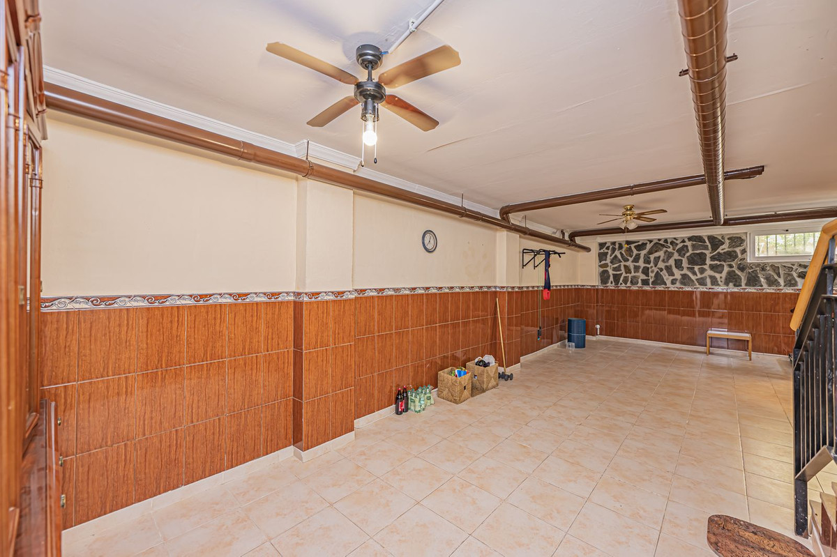 3 Bed Townhouse for sale in Alhaurín De La Torre Costa Del Sol, Málaga, Spain