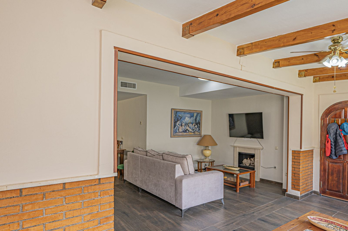 3 Bed Townhouse for sale in Alhaurín De La Torre Costa Del Sol, Málaga, Spain
