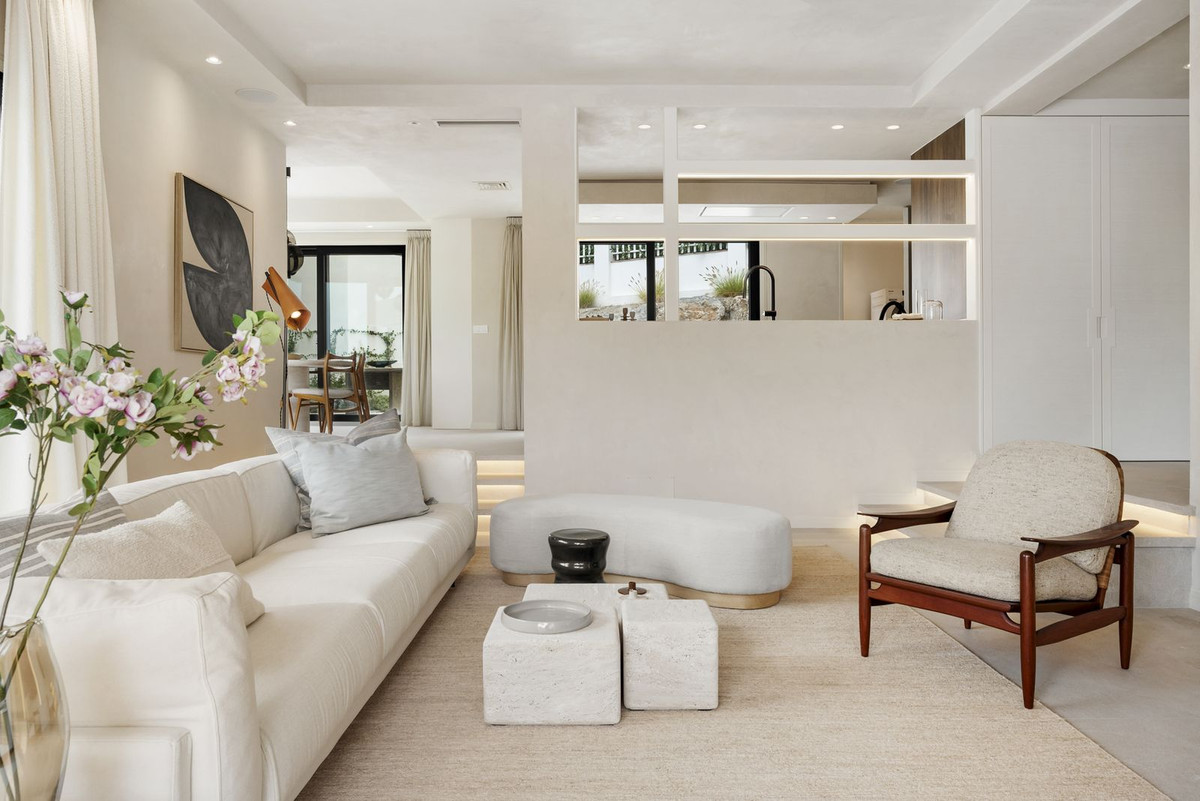 Se vende Villa - Chalet de 4 dormitorios en Costa Del Sol, Málaga, España