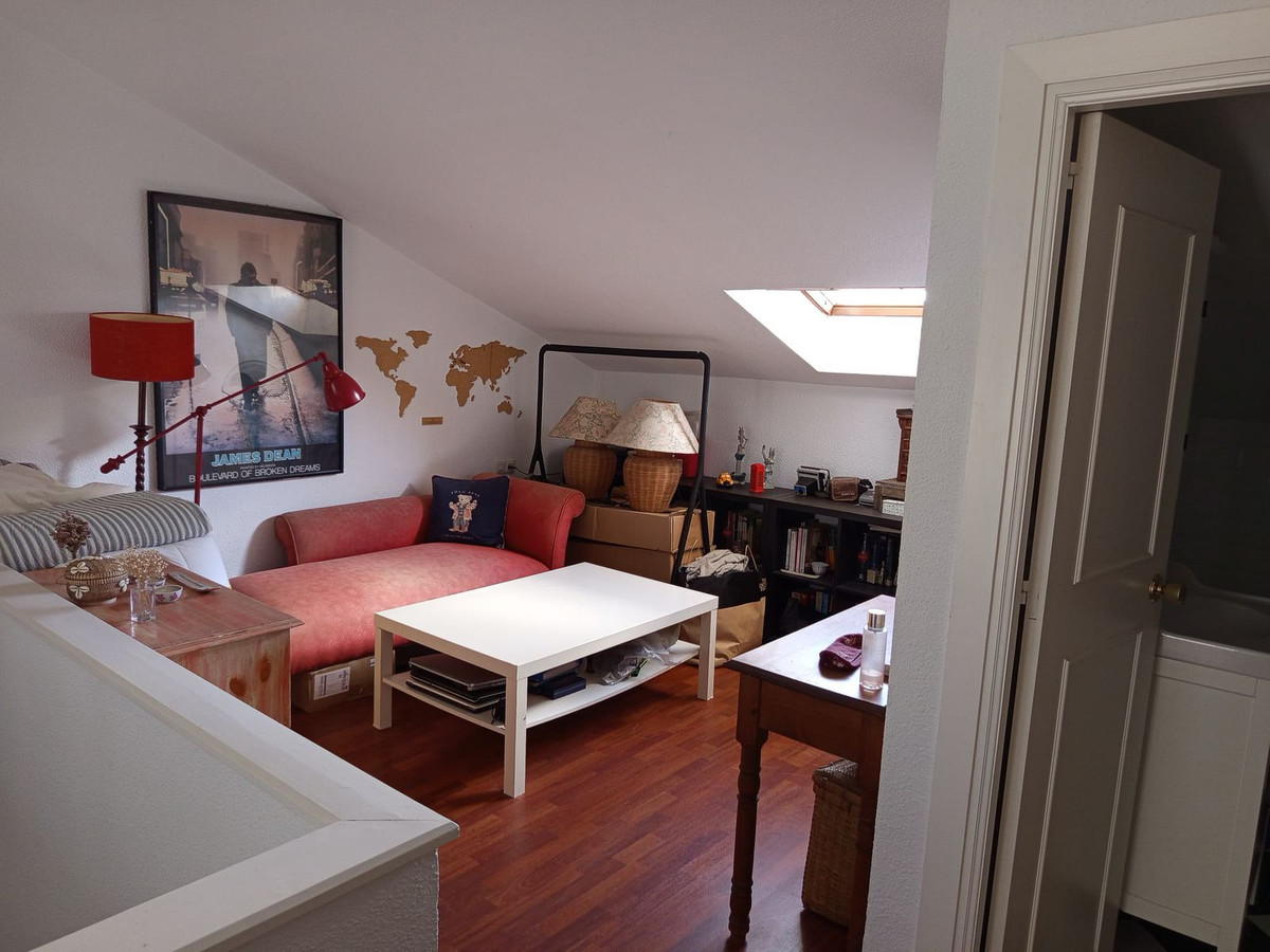 3 Bed Townhouse for sale in Nagüeles Costa Del Sol, Málaga, Spain