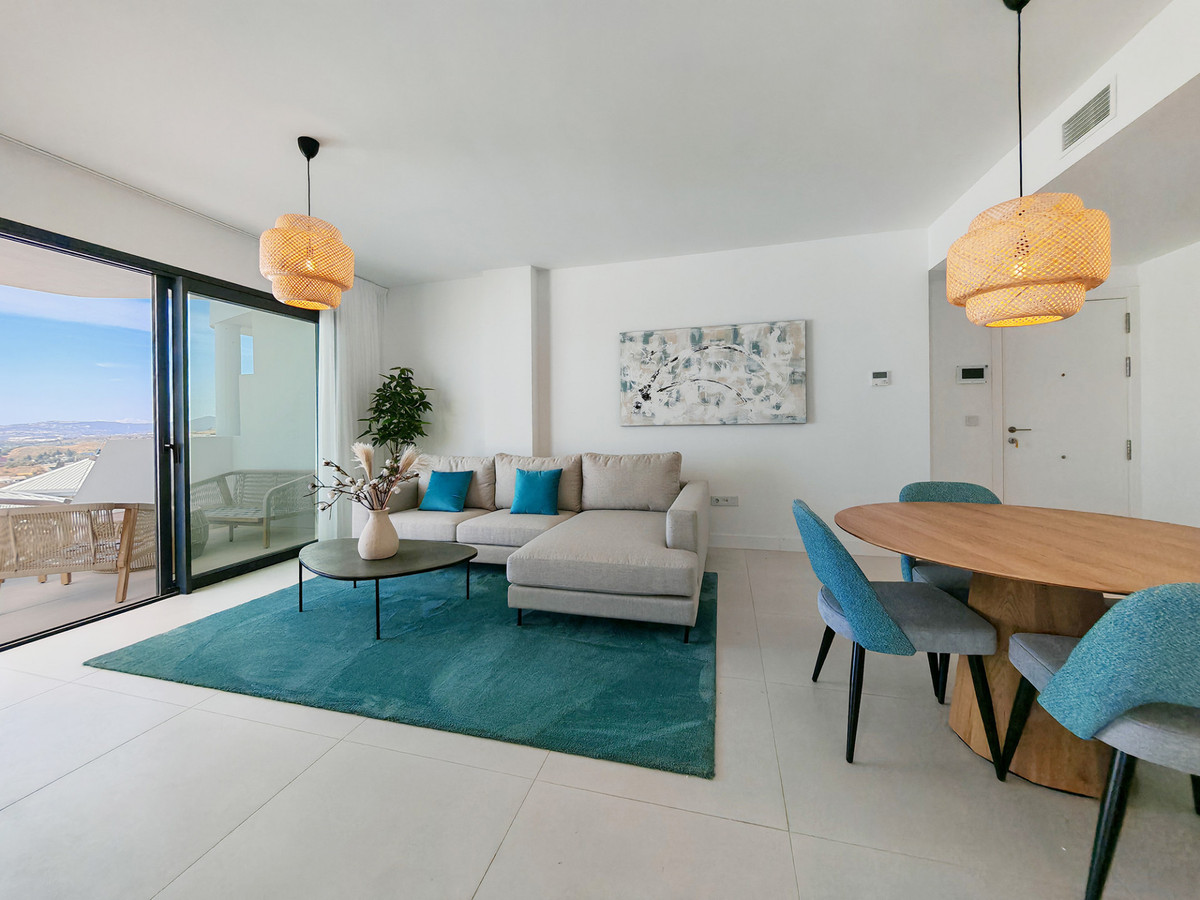 3 Bed Apartment for sale in Fuengirola Costa Del Sol, Málaga, Spain