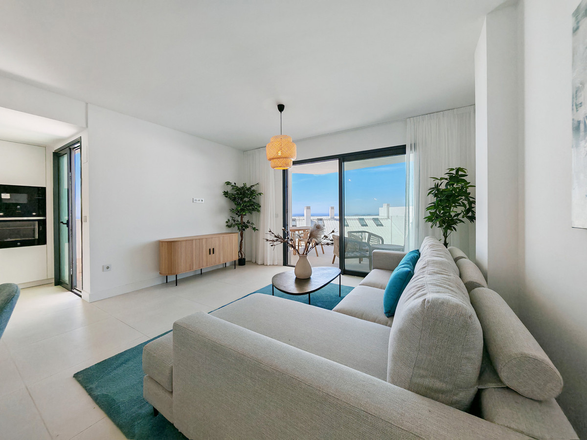 3 Bed Apartment for sale in Fuengirola Costa Del Sol, Málaga, Spain
