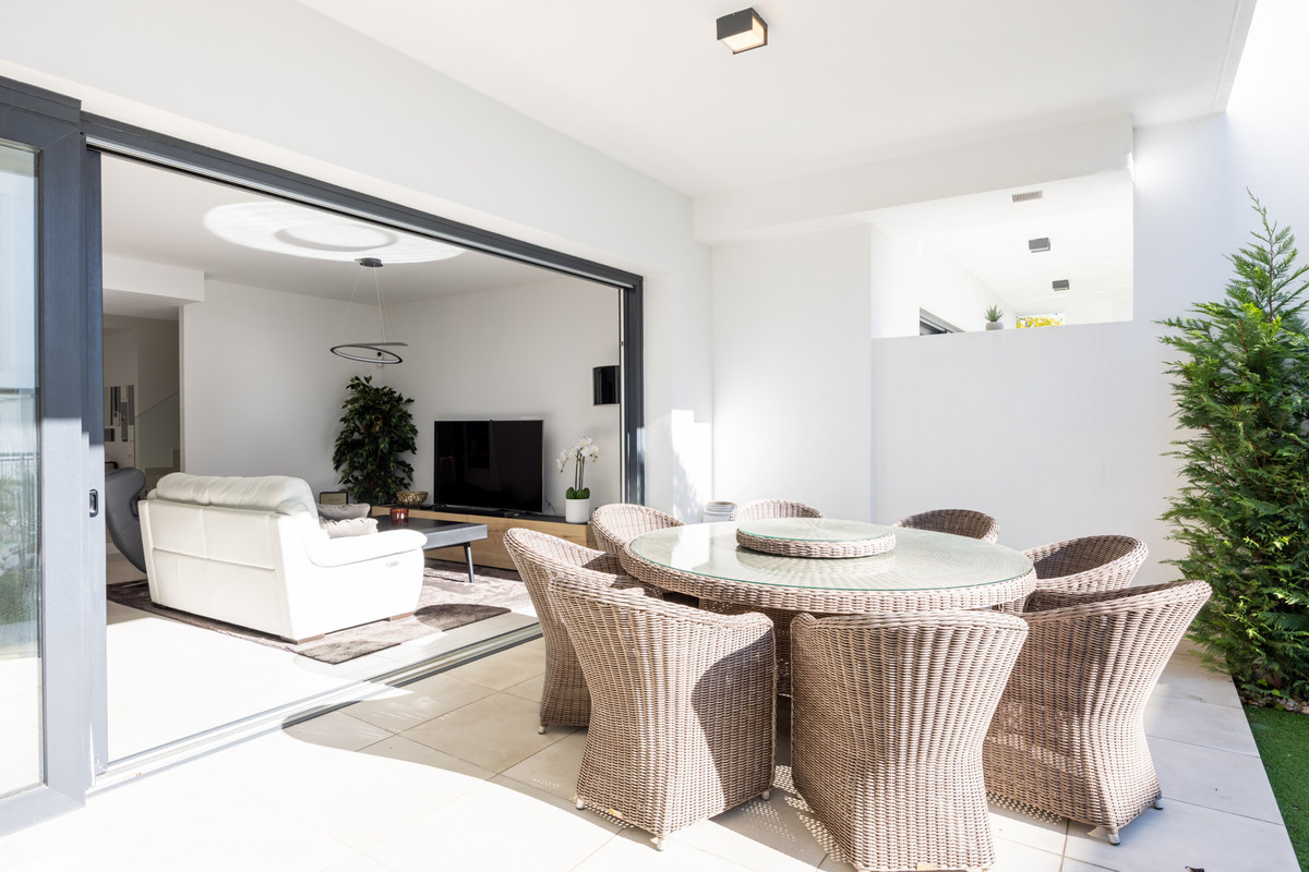 3 Bed Townhouse for sale in Estepona Costa Del Sol, Málaga, Spain