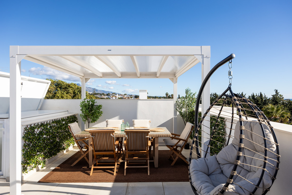 3 Bed Townhouse for sale in Estepona Costa Del Sol, Málaga, Spain