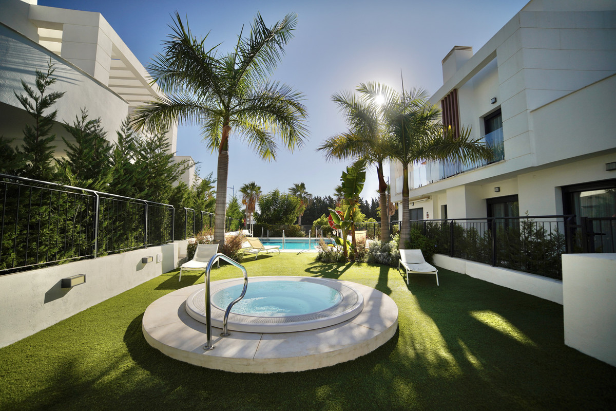 3 Bed Townhouse for sale in Estepona Costa Del Sol, Málaga, Spain