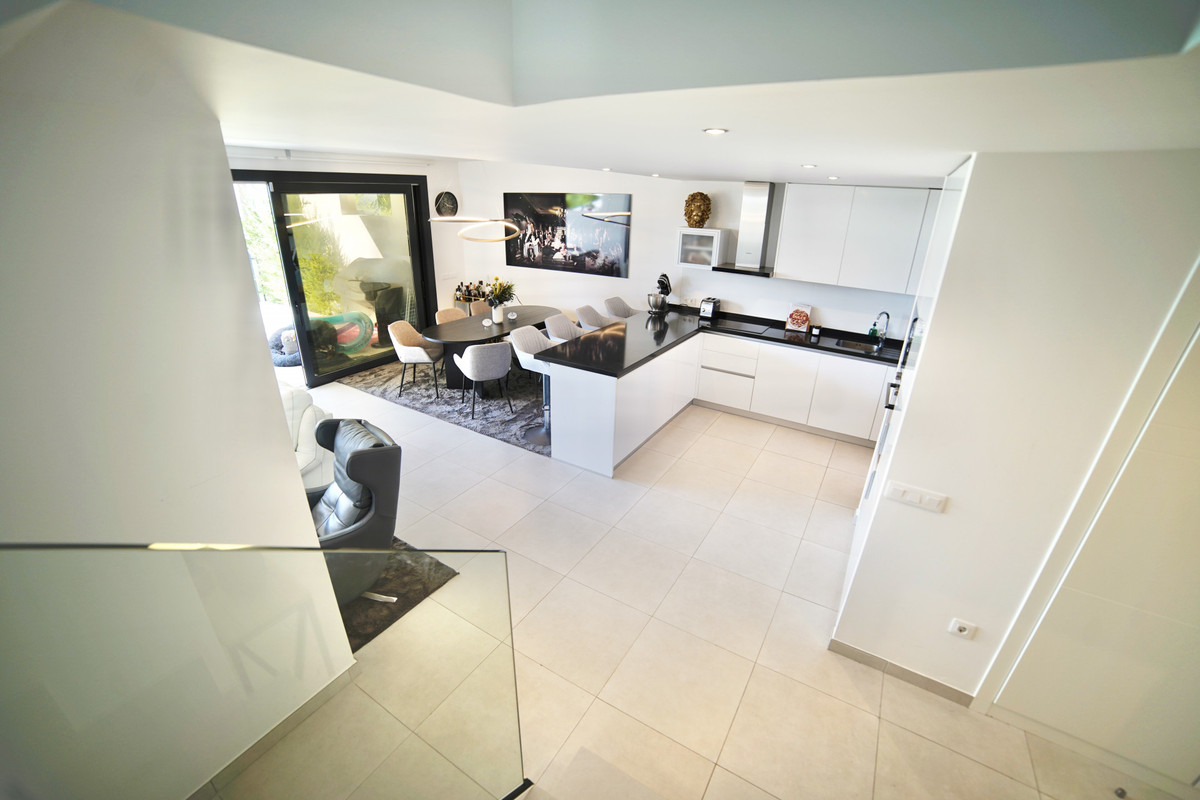 3 Bed Townhouse for sale in Estepona Costa Del Sol, Málaga, Spain