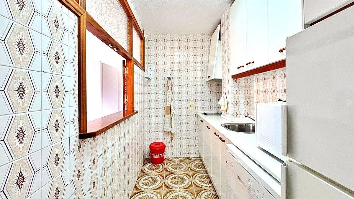 Se vende Apartamento Planta Media de 1 dormitorios en Costa Blanca, Alicante, España