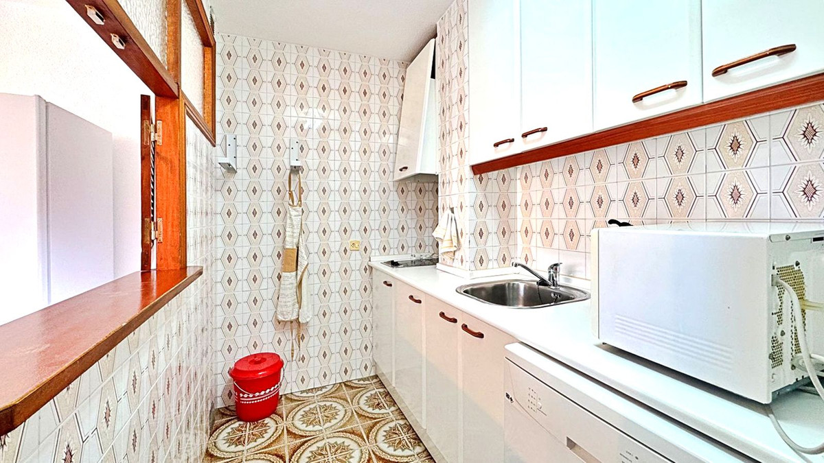 Se vende Apartamento Planta Media de 1 dormitorios en Costa Blanca, Alicante, España