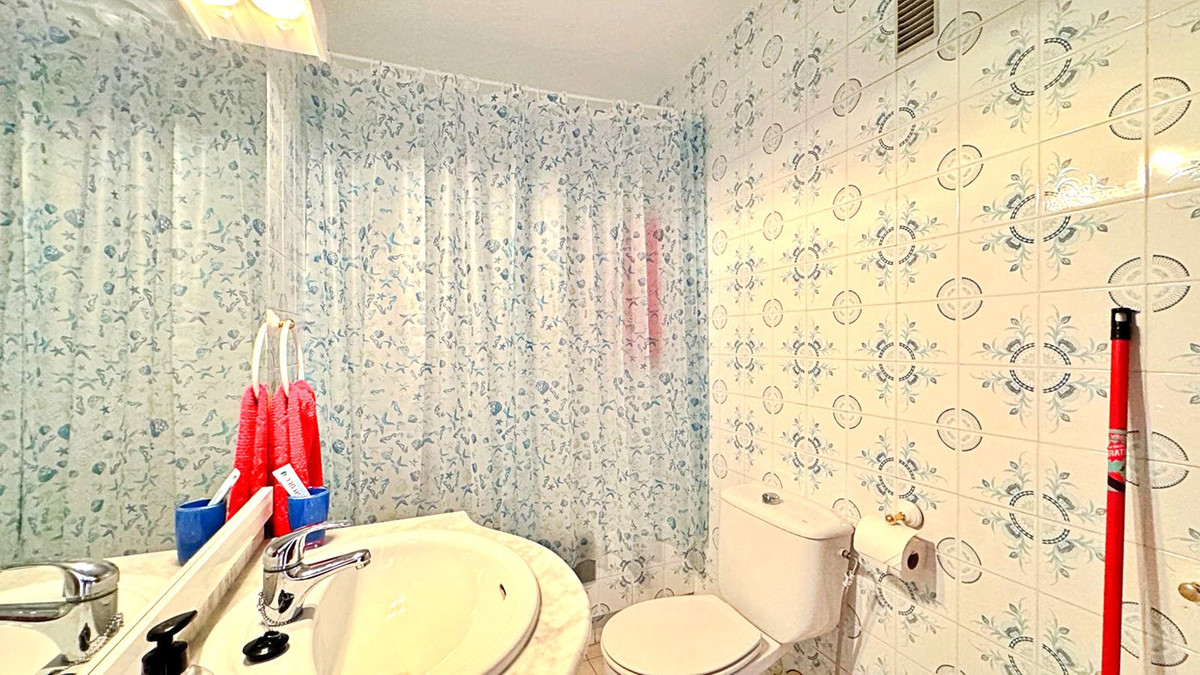 Se vende Apartamento Planta Media de 1 dormitorios en Costa Blanca, Alicante, España