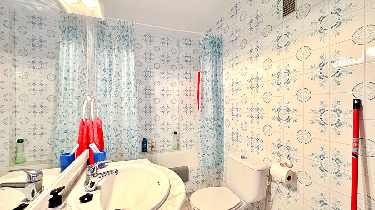 Se vende Apartamento Planta Media de 1 dormitorios en Costa Blanca, Alicante, España