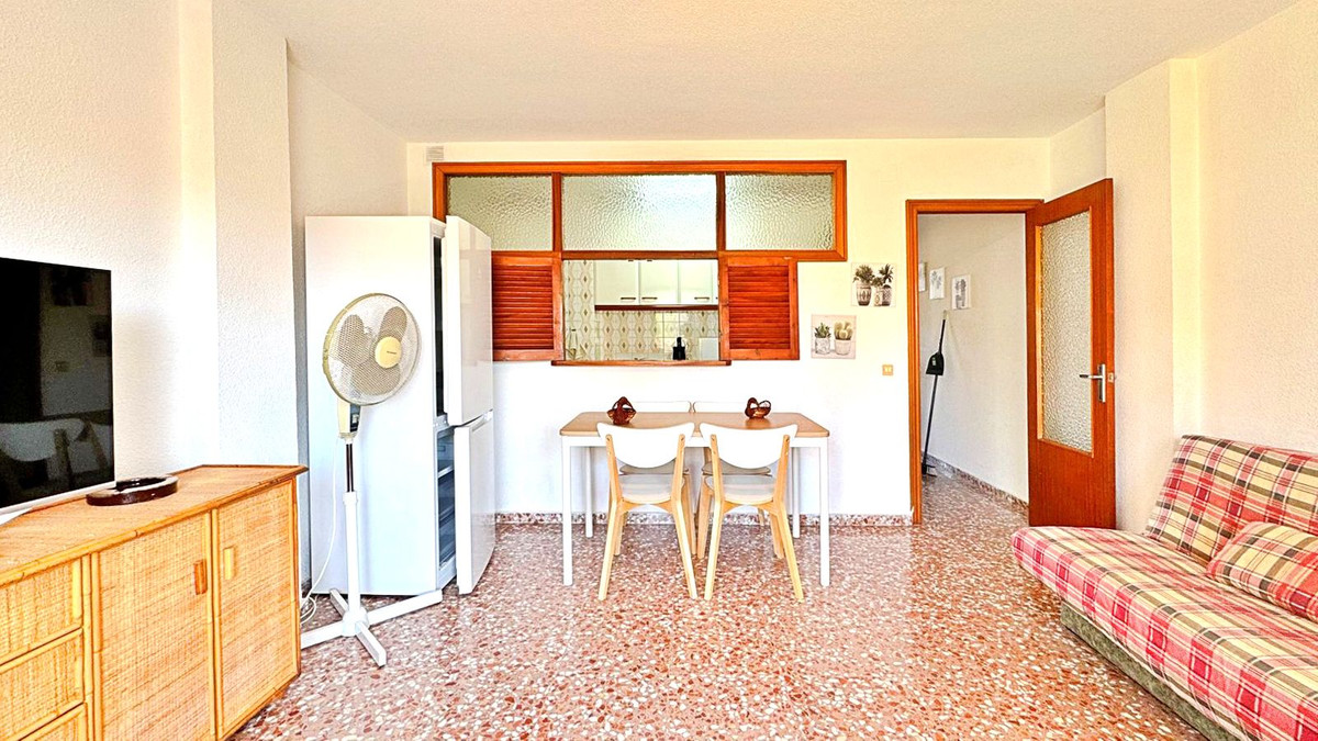 Se vende Apartamento Planta Media de 1 dormitorios en Costa Blanca, Alicante, España