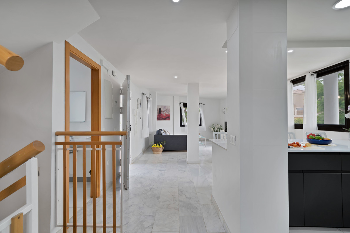 Se vende Villa - Chalet de 3 dormitorios en Costa Del Sol, Málaga, España