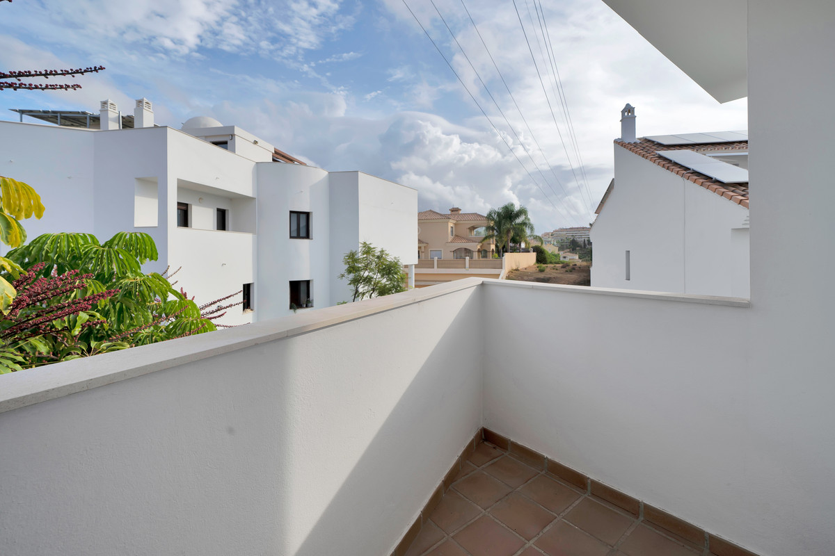 Se vende Villa - Chalet de 3 dormitorios en Costa Del Sol, Málaga, España