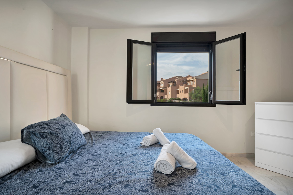 Se vende Villa - Chalet de 3 dormitorios en Costa Del Sol, Málaga, España