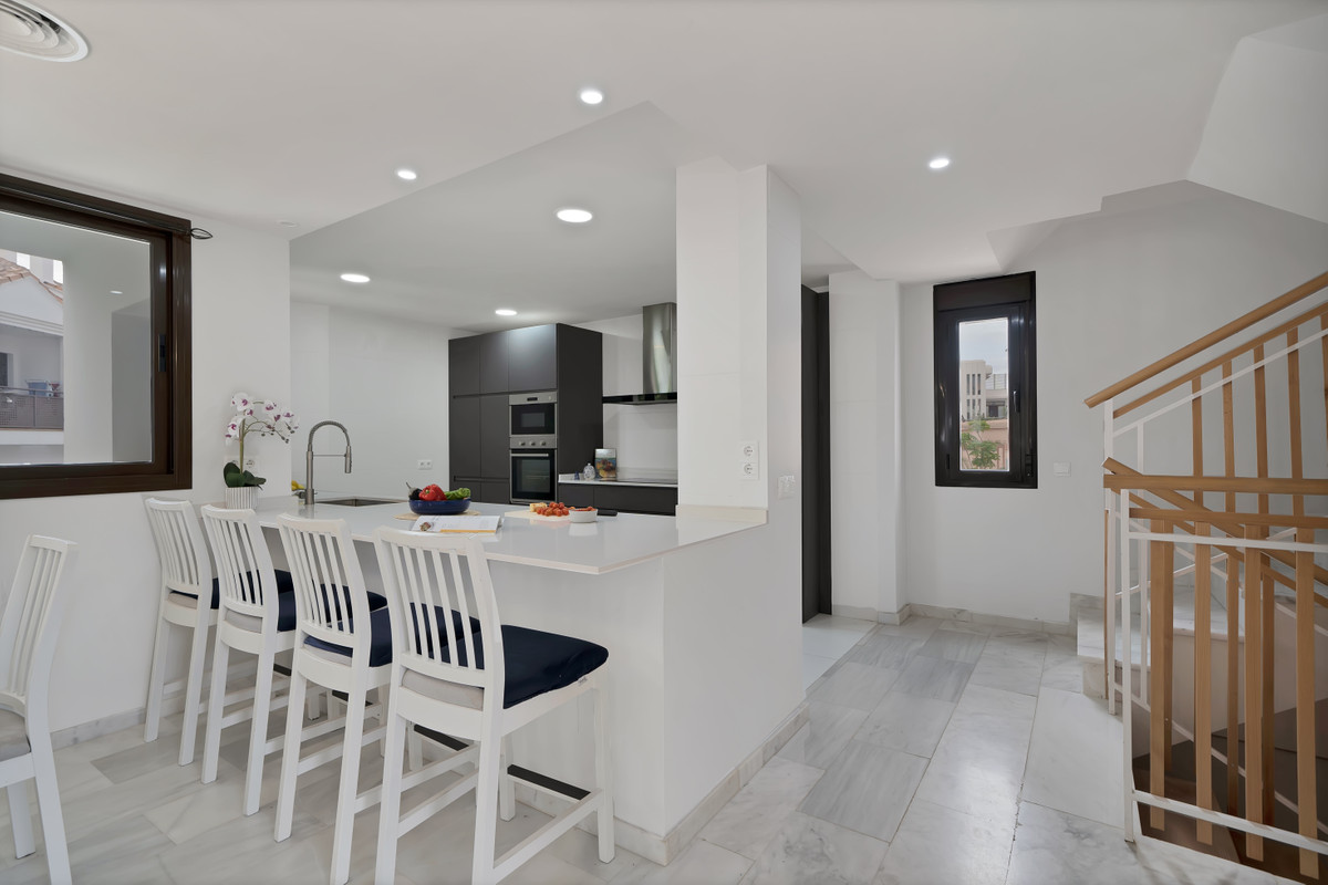 Se vende Villa - Chalet de 3 dormitorios en Costa Del Sol, Málaga, España